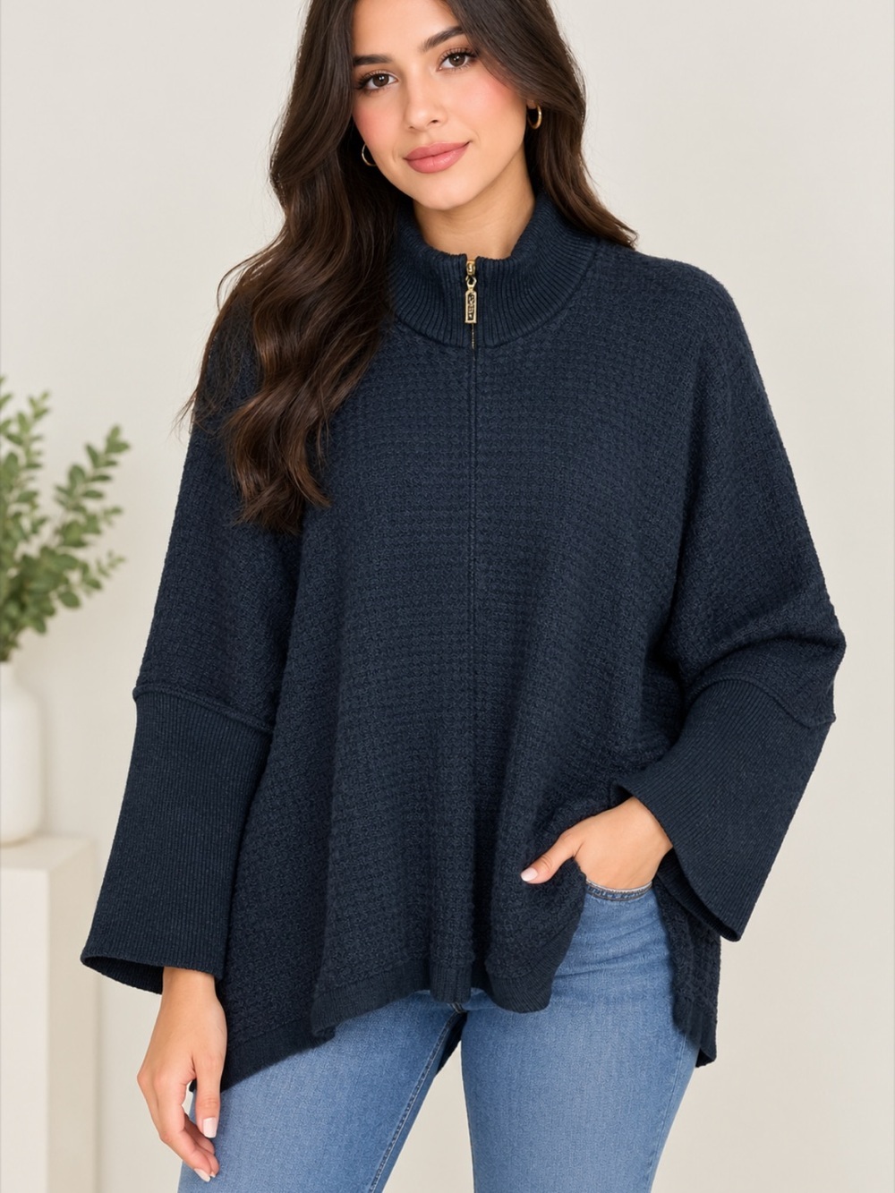 ST JOHN SPORT Loose fit Knit Sweater Size L Navy full zipper